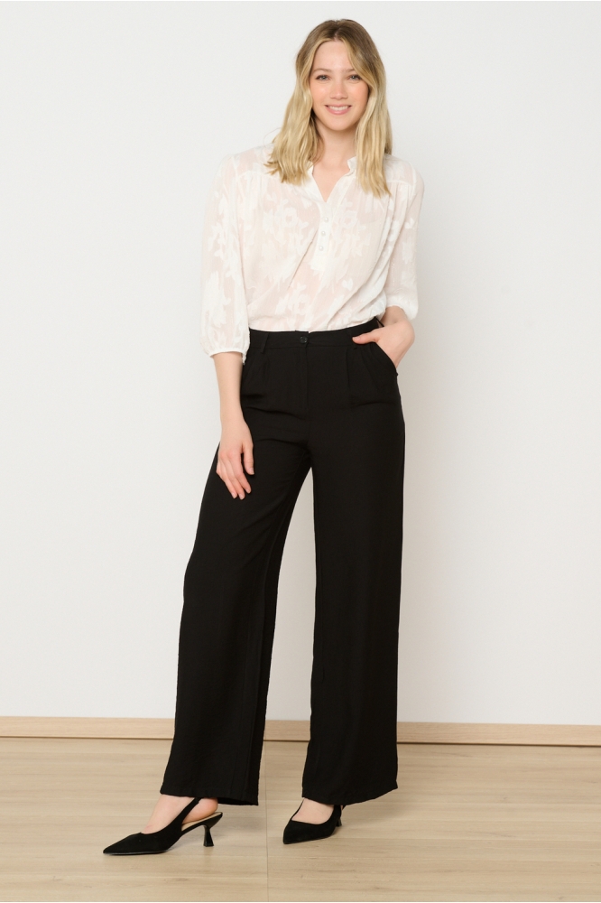 P LILOU 1E 06100706 1119 Black